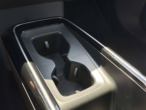 Certified 2023 Volkswagen ID.4 Pro RWD image 23