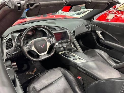 Used 2018 Chevrolet Corvette Stingray Convertible w/ 3LT Preferred Equipment Group RWD image 9