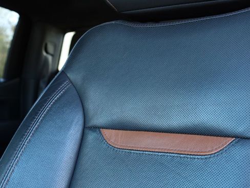 Used 2021 GMC Sierra 1500 AT4 w/ AT4 Value Package image 16