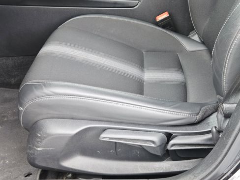 Used 2023 Honda Civic Sport image 27