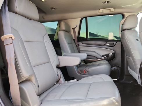 Used 2018 Chevrolet Tahoe LT image 17