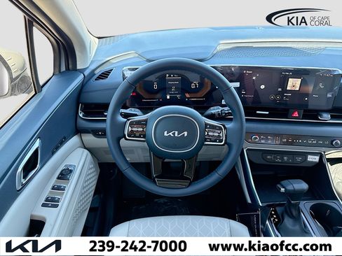 New 2026 Kia Carnival EX image 17