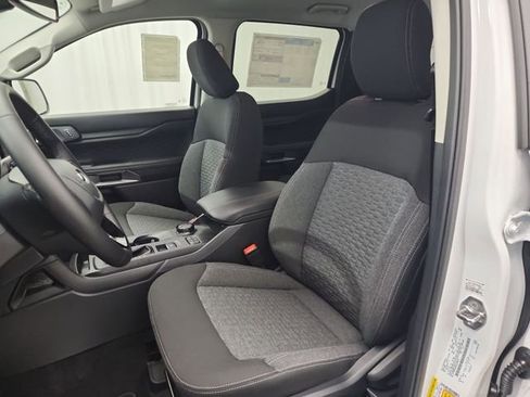 New 2025 Ford Ranger XLT w/ Chrome Accent Package image 14