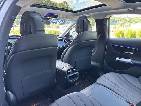 Used 2024 Mercedes-Benz E 350 4MATIC Sedan image 17
