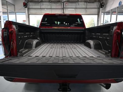 New 2026 GMC Sierra 2500 AT4 w/ AT4 Premium Plus Package AWD/4WD image 8