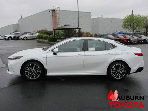 New 2026 Toyota Camry XLE image 4