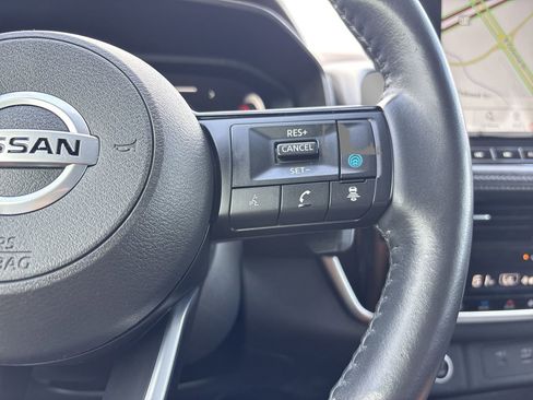 Used 2021 Nissan Rogue Platinum image 30