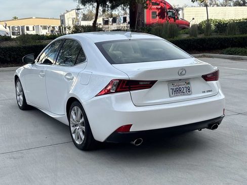 Used 2015 Lexus IS 250 RWD image 3