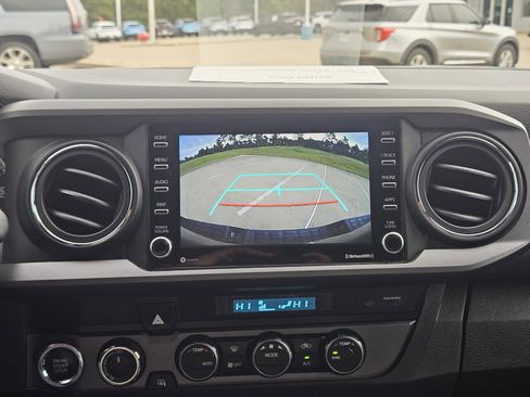 Used 2023 Toyota Tacoma TRD Sport image 17