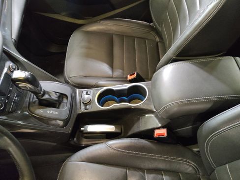 Used 2016 Ford Escape Titanium image 26