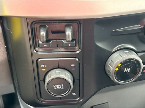 New 2026 Ford F550 XLT w/ XLT Value Package image 36