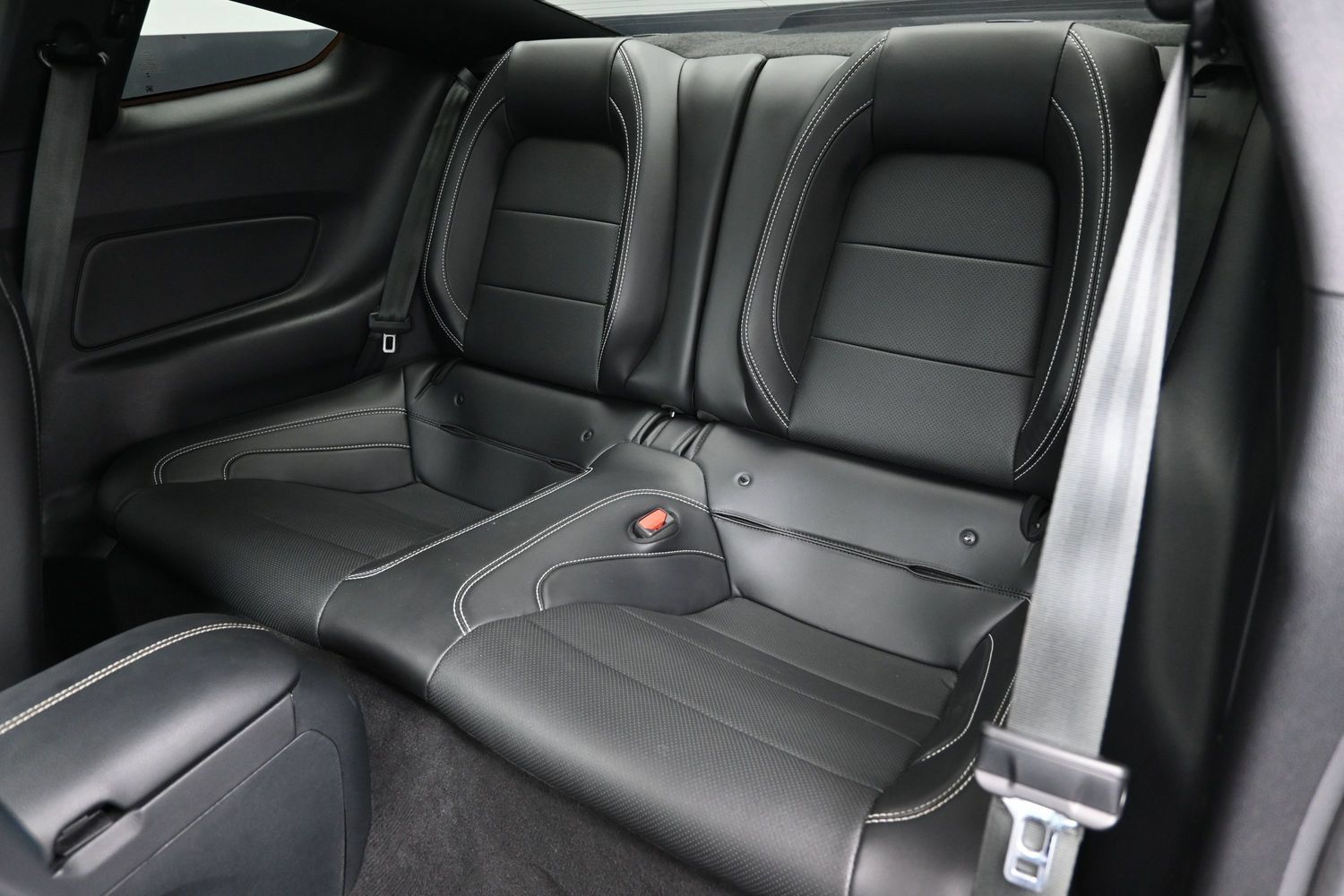 Used 2022 Ford Mustang Shelby GT500 w/ Technology Package RWD image 12