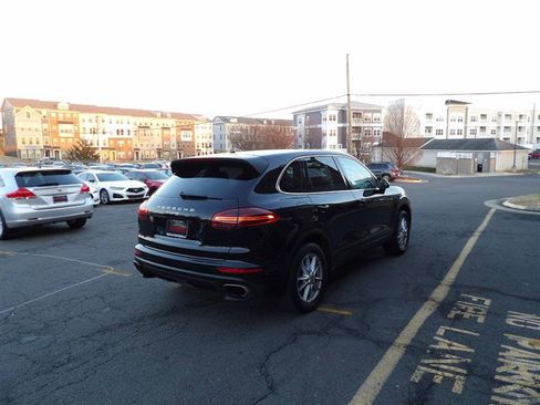 Used 2016 Porsche Cayenne image 7