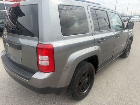 Used 2014 Jeep Patriot Sport FWD image 8