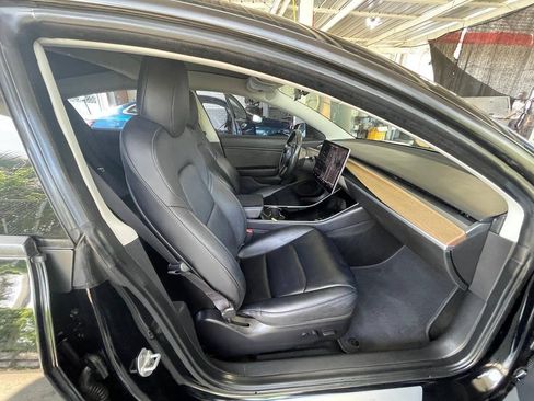 Used 2018 Tesla Model 3 Long Range RWD image 19