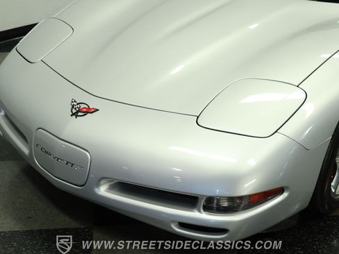 Used 2001 Chevrolet Corvette Grand Sport w/ Preferred Equipment Group2 RWD image 19