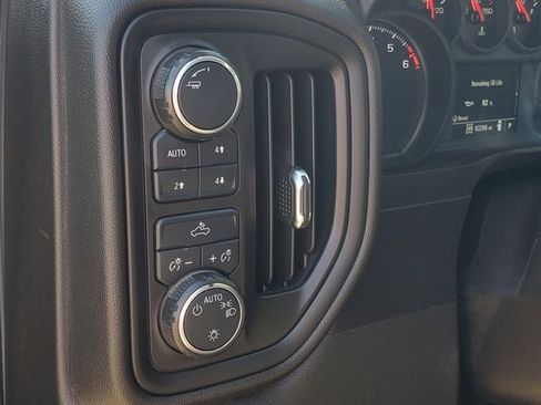 Used 2020 Chevrolet Silverado 1500 Custom Trail Boss w/ Custom Convenience Package AWD/4WD image 9