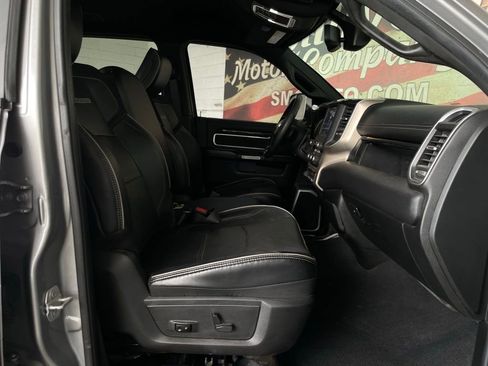Used 2019 RAM 3500 Laramie RWD image 20