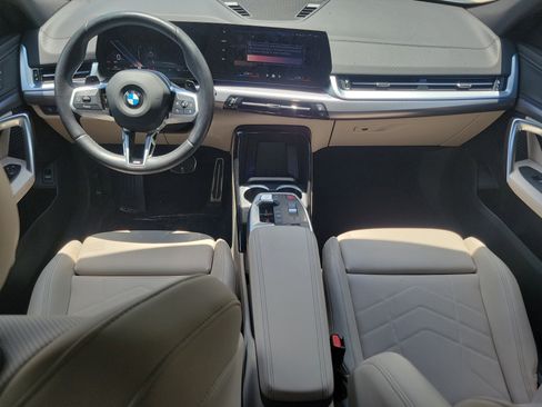 Used 2025 BMW X2 xDrive28i AWD/4WD image 40