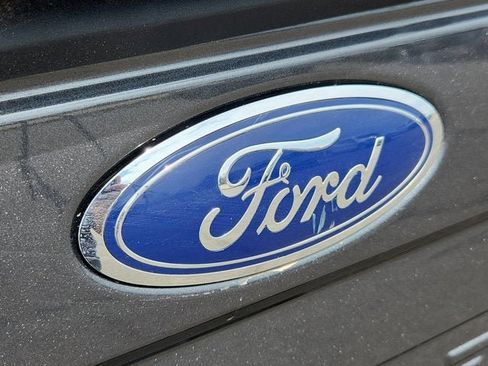 Used 2020 Ford F250 Lariat w/ Lariat Value Package image 16