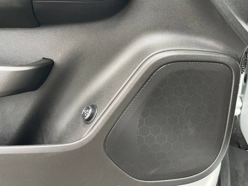 Used 2024 Chevrolet Blazer LT w/ Convenience Package AWD/4WD image 17