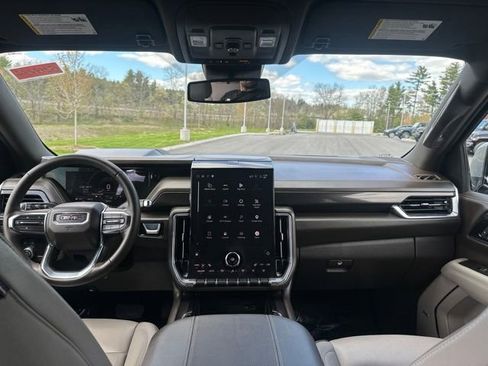 Used 2025 GMC Yukon XL Elevation AWD/4WD image 18