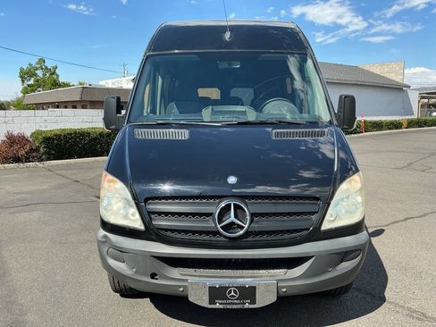 Used 2013 Mercedes-Benz Sprinter 2500 image 3