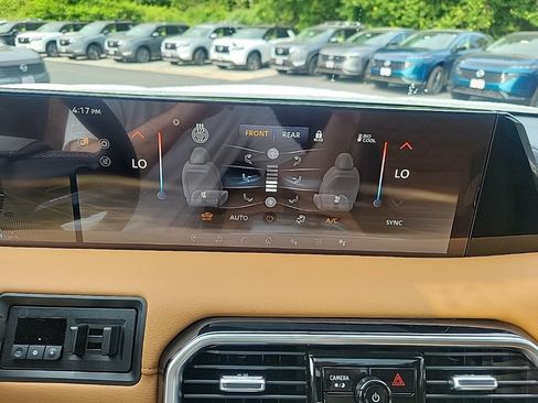 Used 2025 Nissan Armada Platinum Reserve image 13