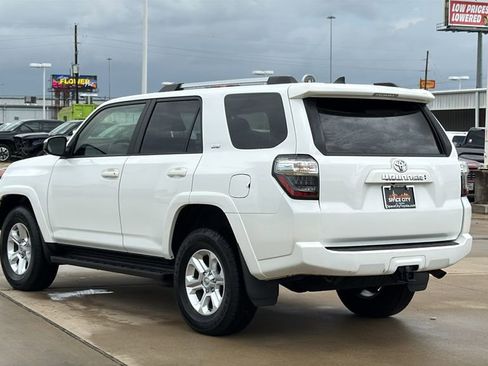 Certified 2024 Toyota 4Runner SR5 image 7