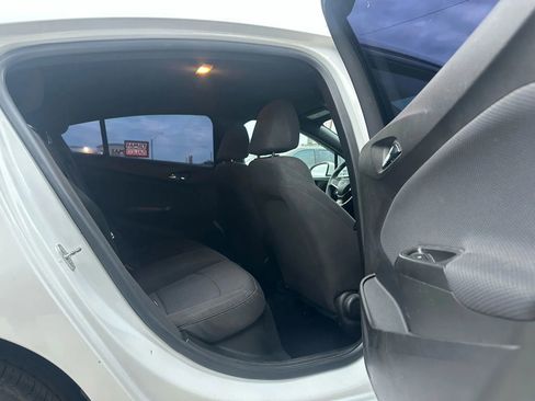 Used 2019 Chevrolet Cruze LT image 8
