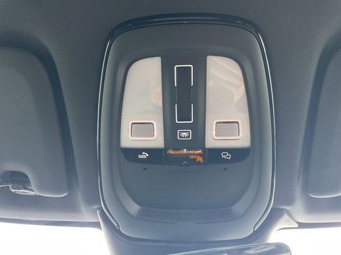 Certified 2023 Volvo XC60 B5 Plus w/ Climate Package image 36