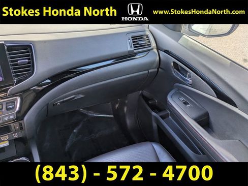 Used 2021 Honda Ridgeline Black Edition image 17