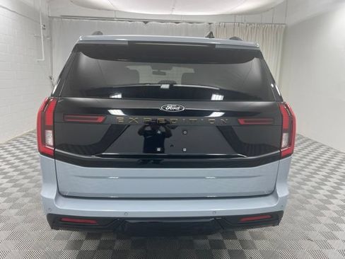 Used 2025 Ford Expedition Tremor AWD/4WD image 7