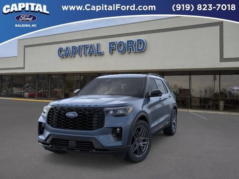 New 2026 Ford Explorer ST-Line w/ ST-Line Street Pack RWD image 2