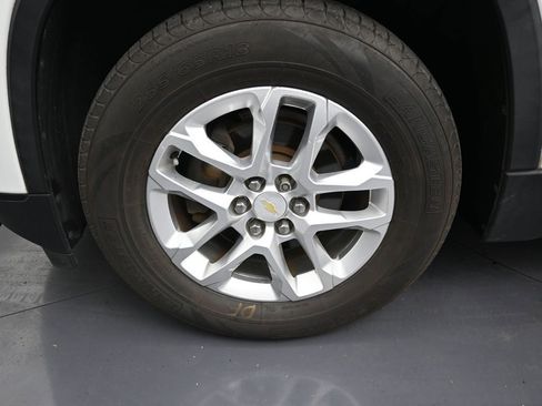 Used 2018 Chevrolet Traverse LS image 9