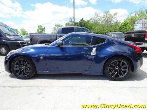 Used 2015 Nissan 370Z Coupe RWD image 8
