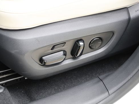 Used 2023 Lexus RX 350 FWD w/ Cold Area Package image 34