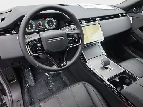 New 2026 Land Rover Range Rover Evoque S AWD/4WD image 16