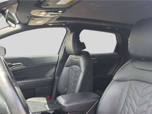 Used 2025 Kia Sportage X-Line w/ Premium Package AWD/4WD image 19