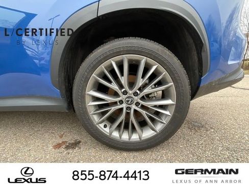 Used 2025 Lexus NX 350h AWD w/ Premium Package image 25