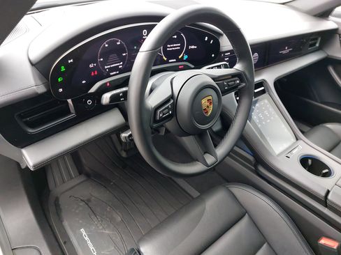 Used 2024 Porsche Taycan w/ Premium Package image 18