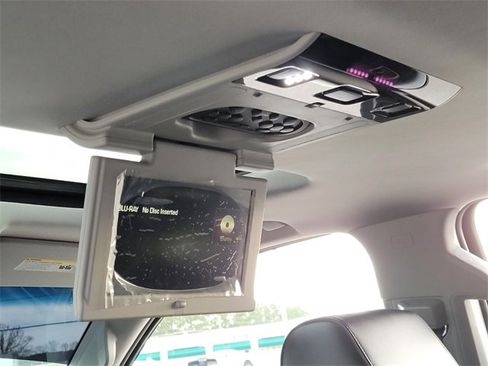 Used 2016 GMC Yukon Denali w/ Open Road Package image 14