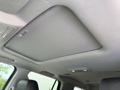 Used 2019 GMC Yukon Denali AWD/4WD image 14