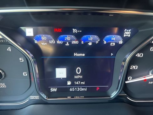 Used 2021 GMC Yukon SLT w/ SLT Luxury Plus Package image 29