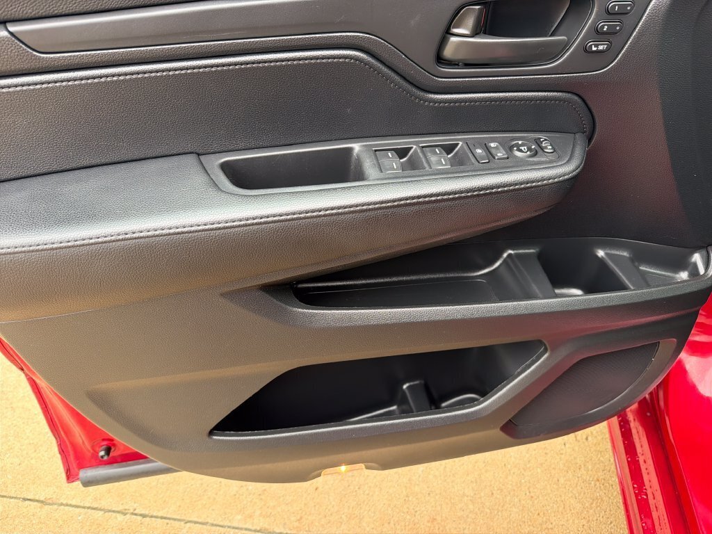 Used 2025 Honda Odyssey Sport-L image 10