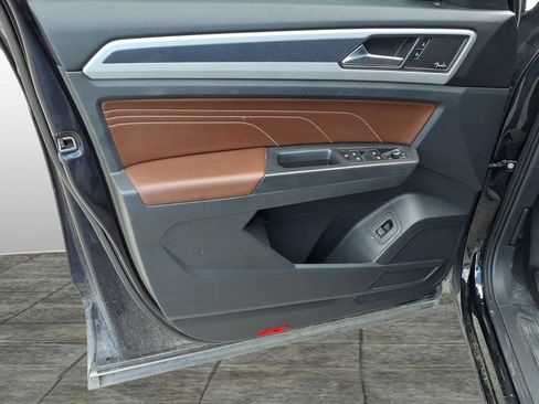 Used 2023 Volkswagen Atlas SEL Premium AWD/4WD image 11