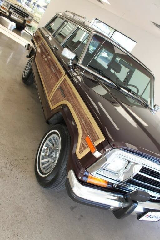 Used 1989 Jeep Grand Wagoneer AWD/4WD image 33