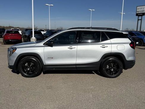 Used 2022 GMC Terrain AT4 w/ Tech Package image 6