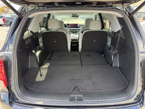 Used 2025 Hyundai Palisade SEL image 25