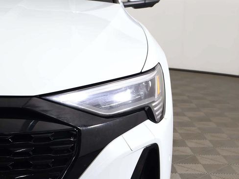 Used 2024 Audi Q8 e-tron Prestige w/ Prestige Package AWD/4WD image 19